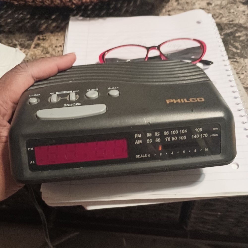 Vintage PHILCO Clock Radio AM/FM Model 799K Tested Working Good
